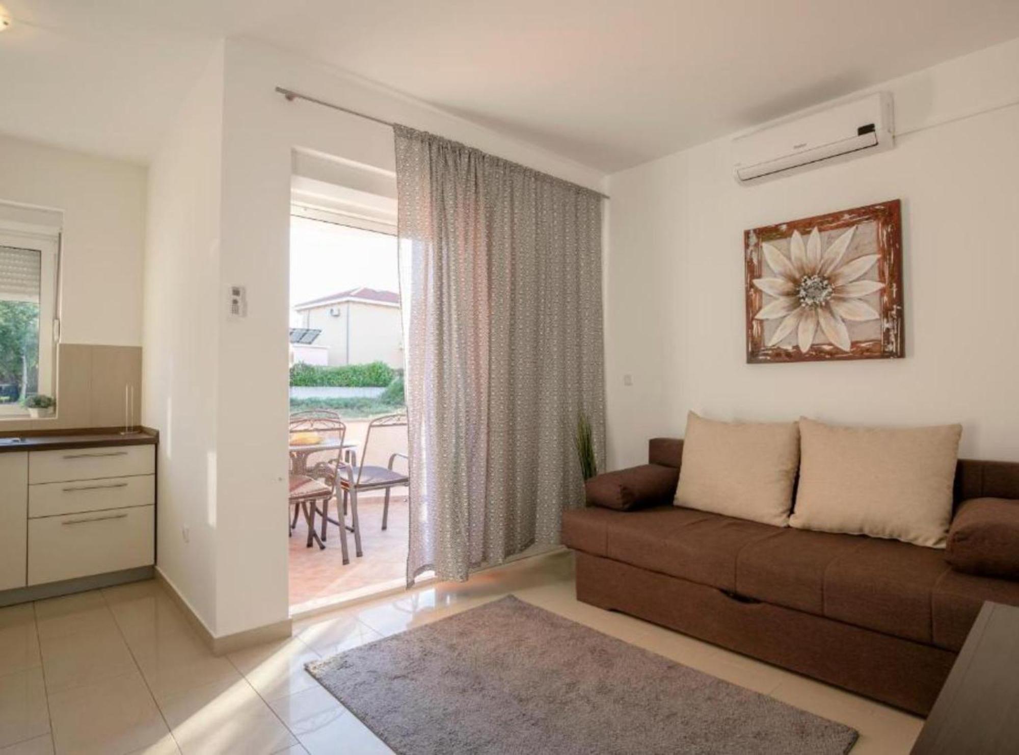 Apartamento M & B Bibinje Habitación foto